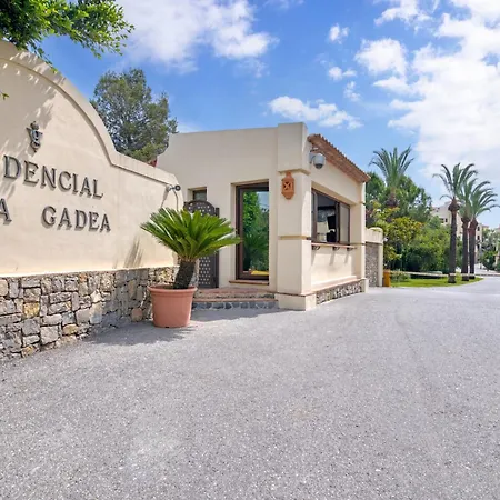 Gadea 6-2 *