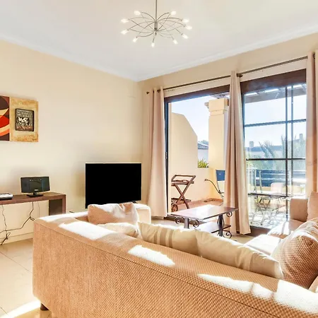 Gadea 6-2 Apartment *